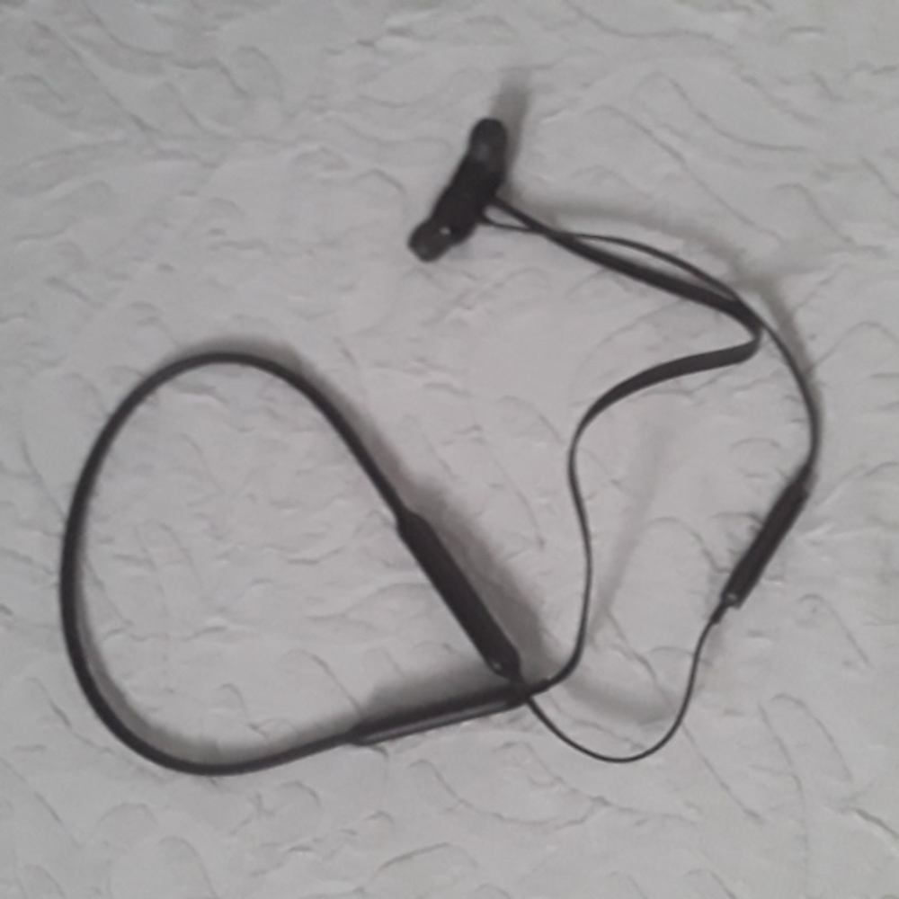 Beats wireless headphones